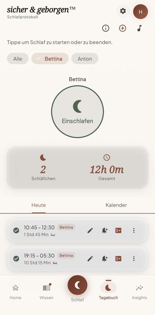 Schlaf-Bildschirm: großer „Einschlafen“-Kreis, Tagesübersicht mit Schläfchen und Gesamtschlaf sowie ein Schlaftagebuch mit einem Eintrag.